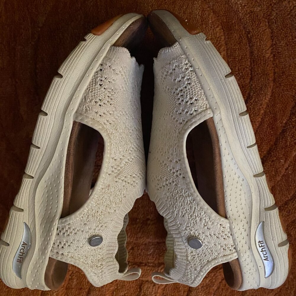 Martha Stewart Skecher Sneakers - REAL photos NOT AI